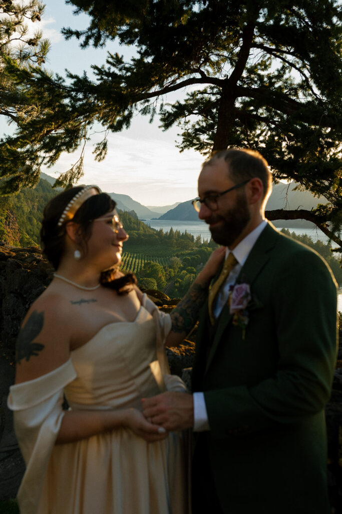 A golden hour bridal portait is photographed at the griffin house hood river oregon 